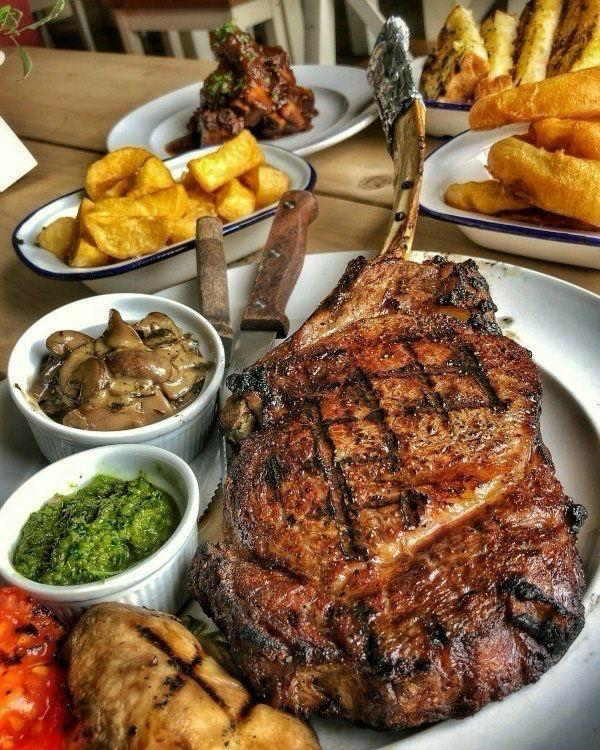 Côte de bœuf grillée